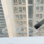 玻璃发霉返碱怎么处理